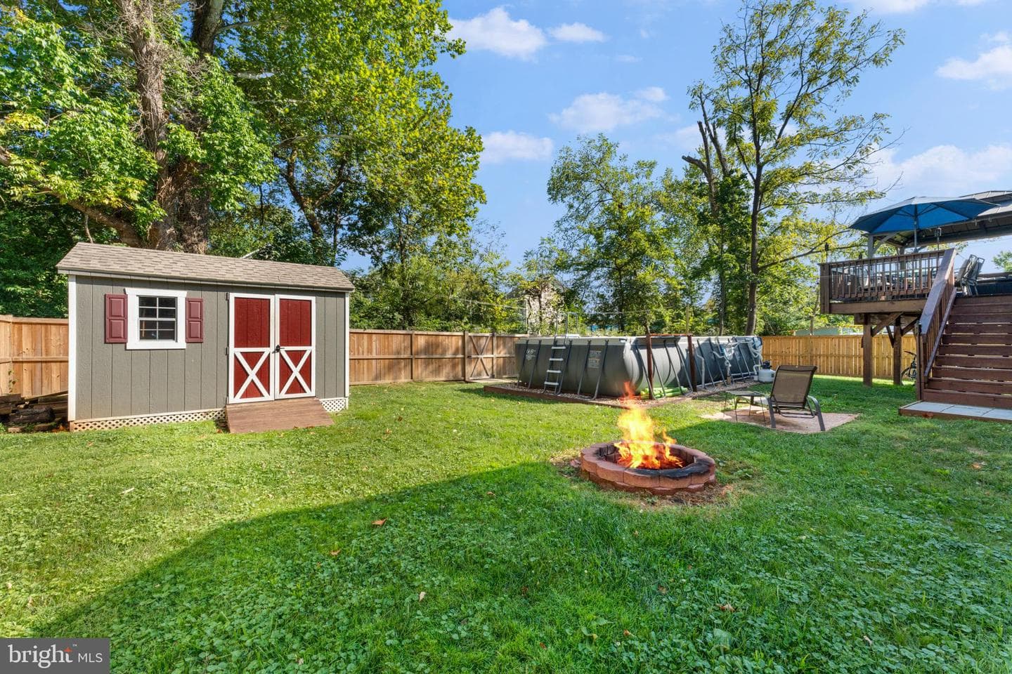 221 Linden Street photo 33