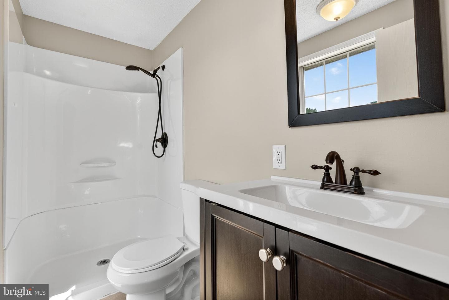 116 Oak Tree Lane photo 12