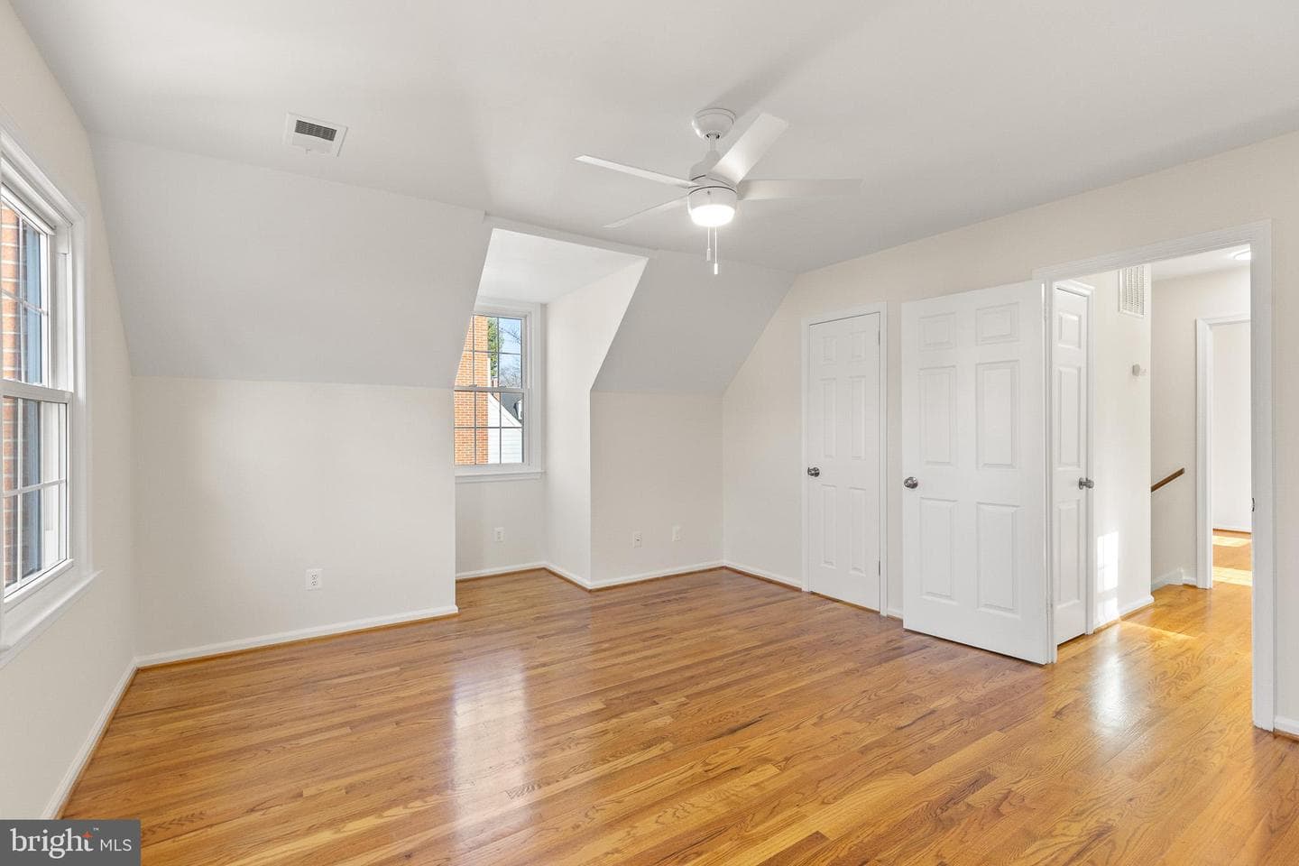 562 Tiffany Court photo 32