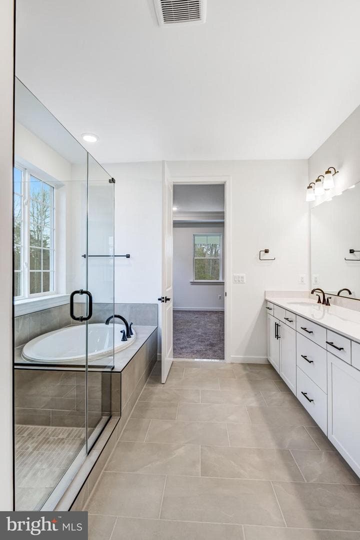 2067 Springvale Drive photo 23