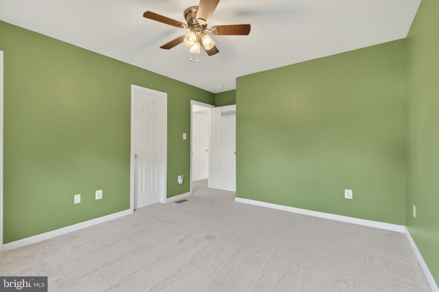 7058 Helm Drive photo 14