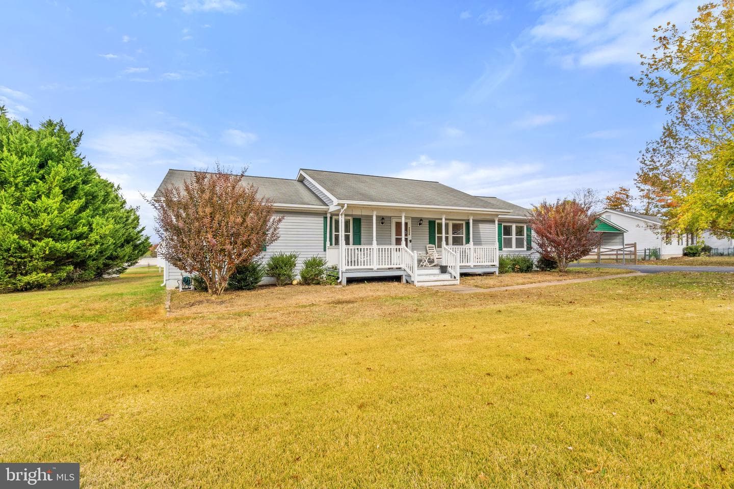 7058 Helm Drive photo 2