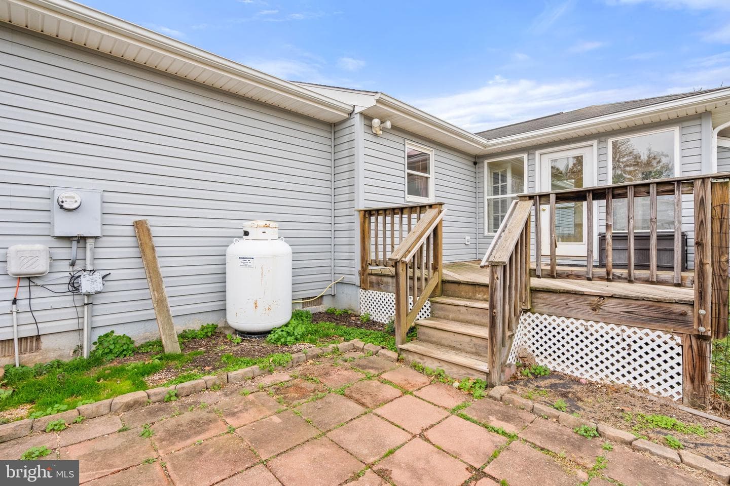 7058 Helm Drive photo 20