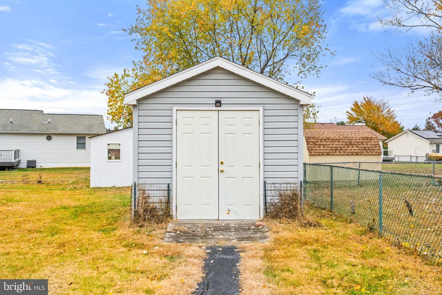 7058 Helm Drive photo 23