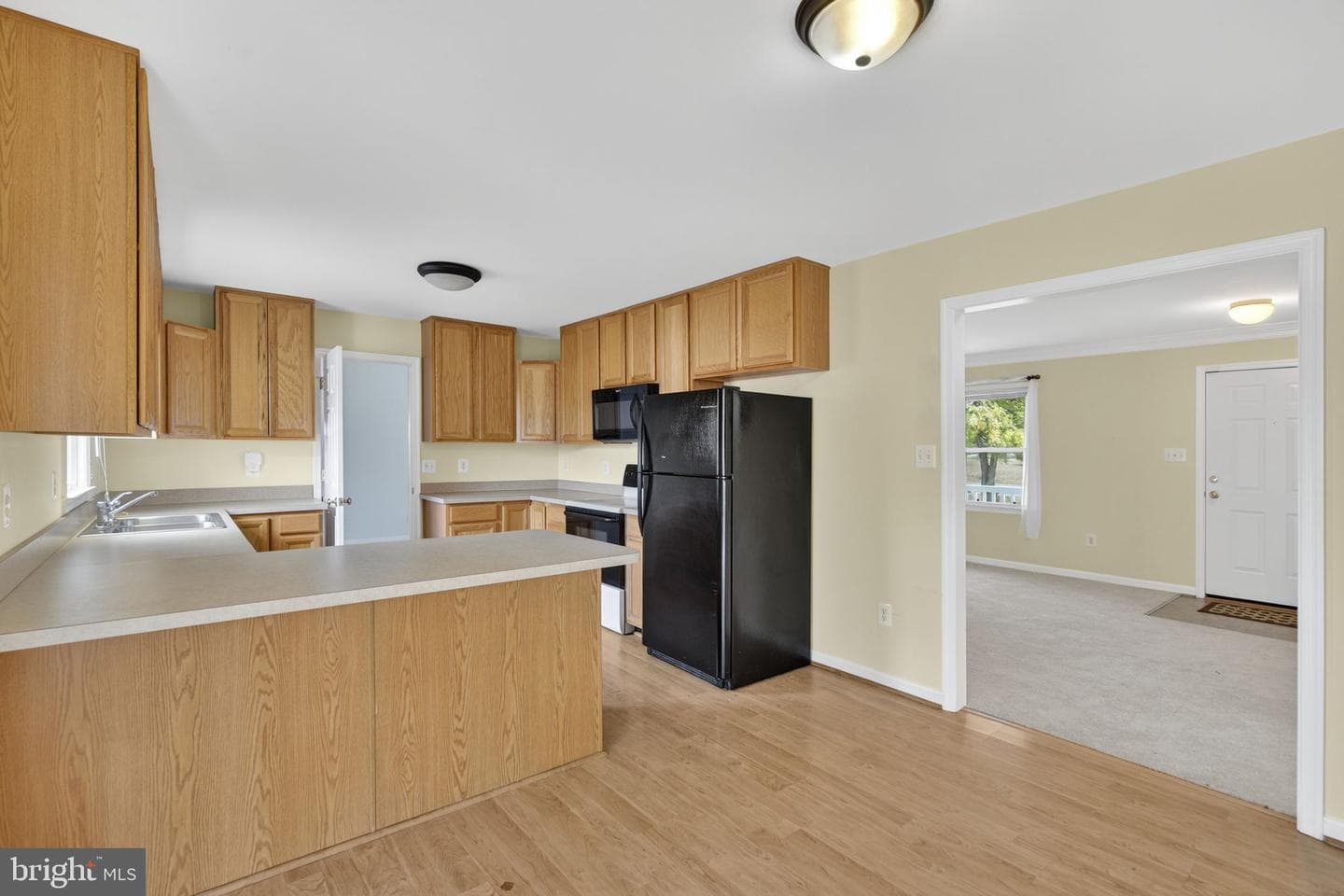 7058 Helm Drive photo 6
