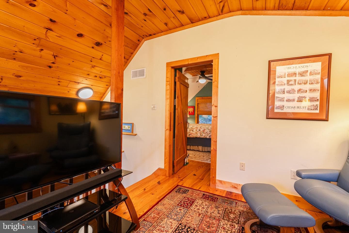 3650 Cherry Hill Road photo 32