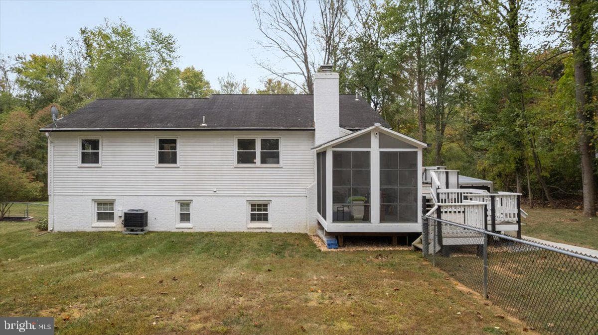 5100 Brydon Court photo 28