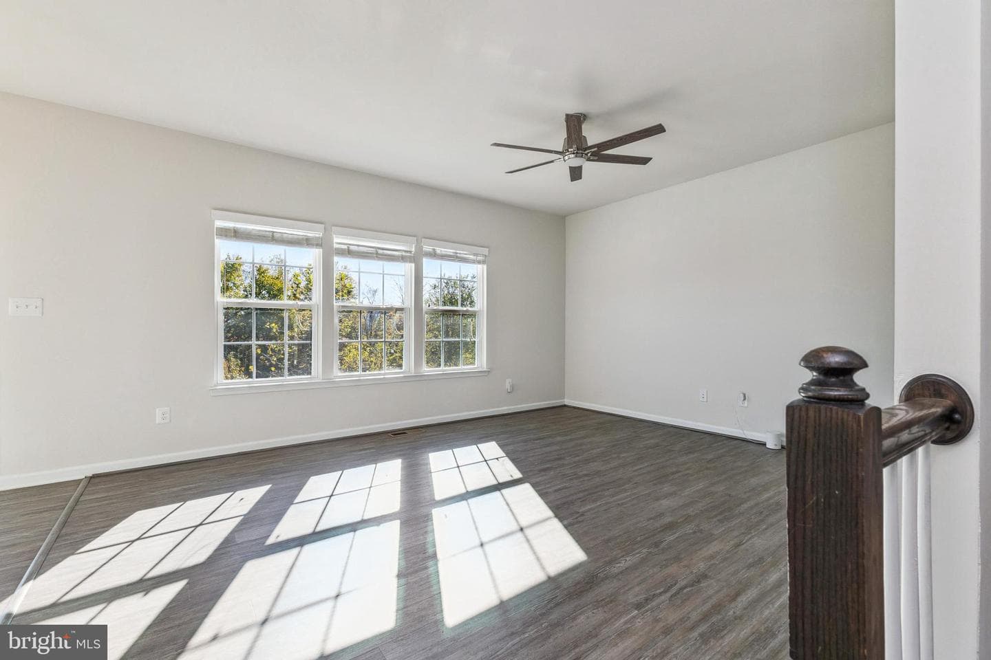 4092 Clarke Street photo 7