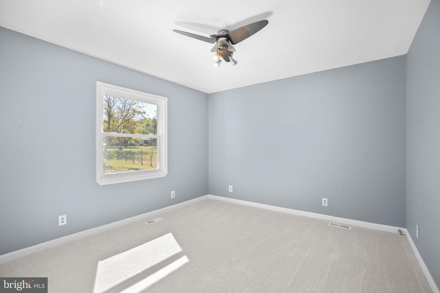 13206 Golden Drive photo 35