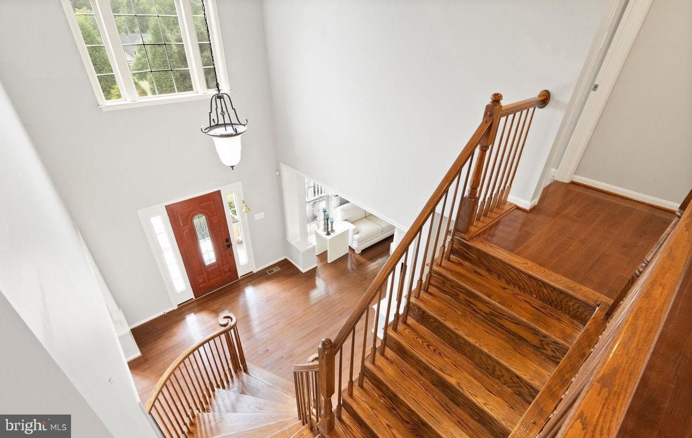 6905 Mill Valley Drive photo 10
