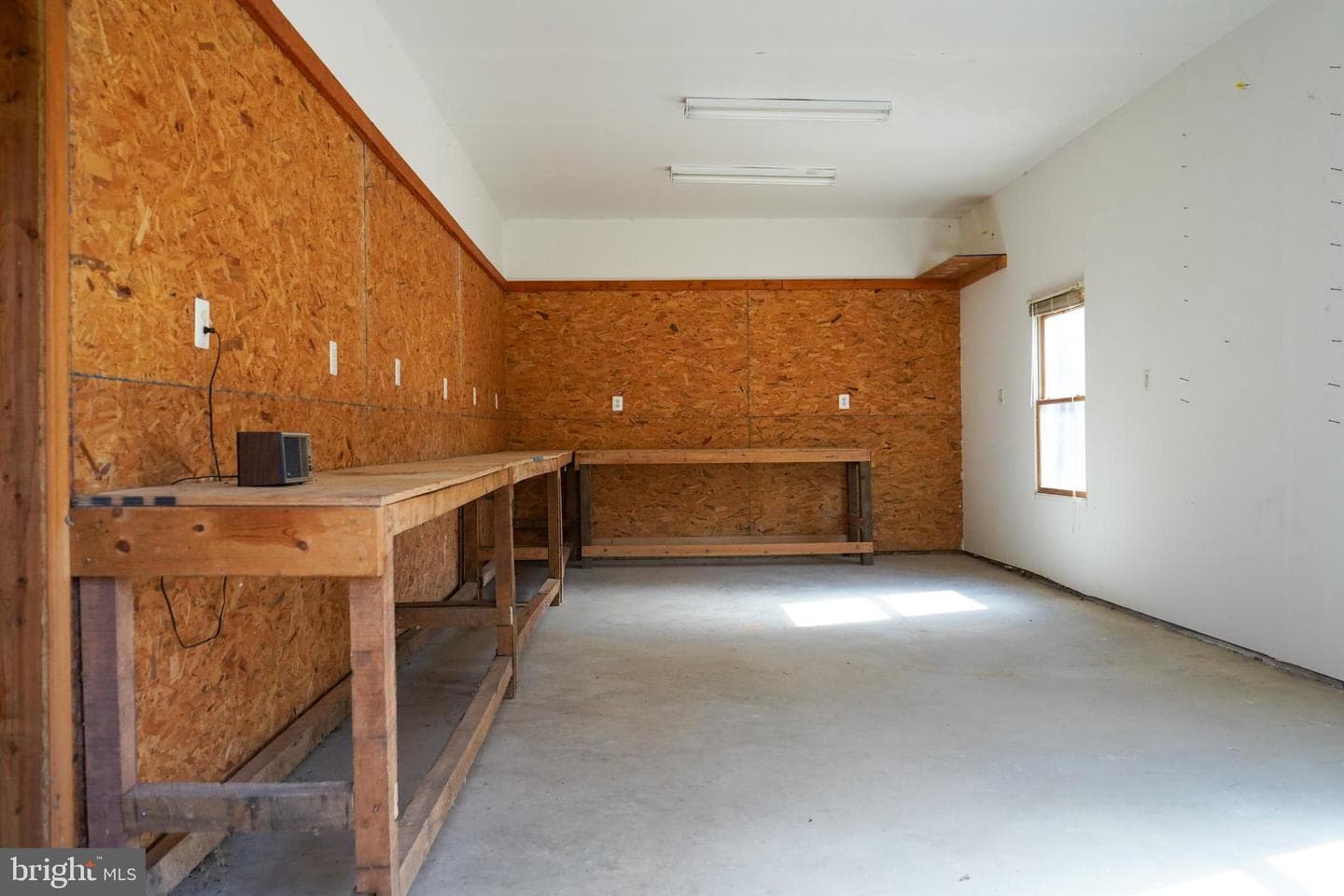 7323 Okeefe Road photo 39