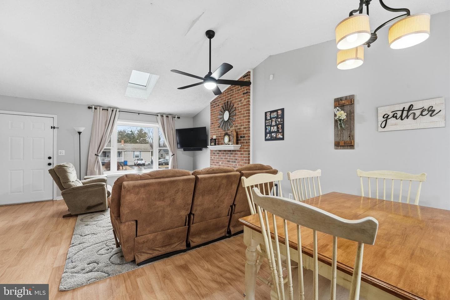 6559 Belfrys Court E photo 13