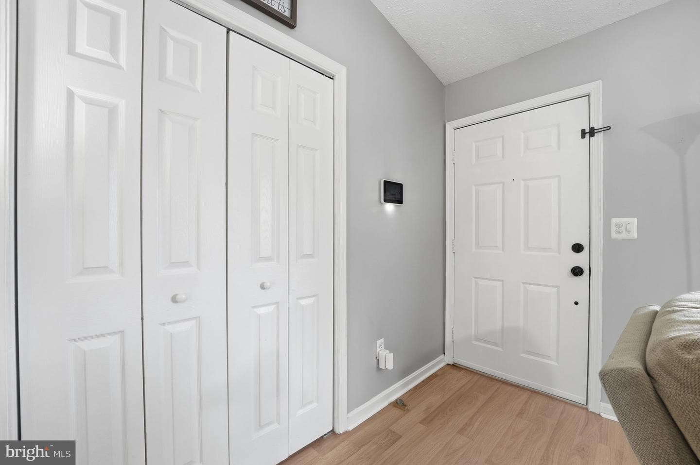 6559 Belfrys Court E photo 4