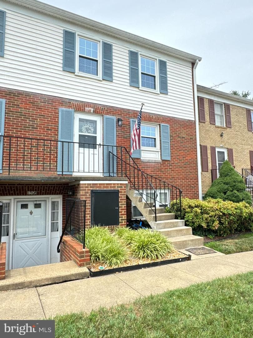 150 Fairfield Drive #150c photo 2