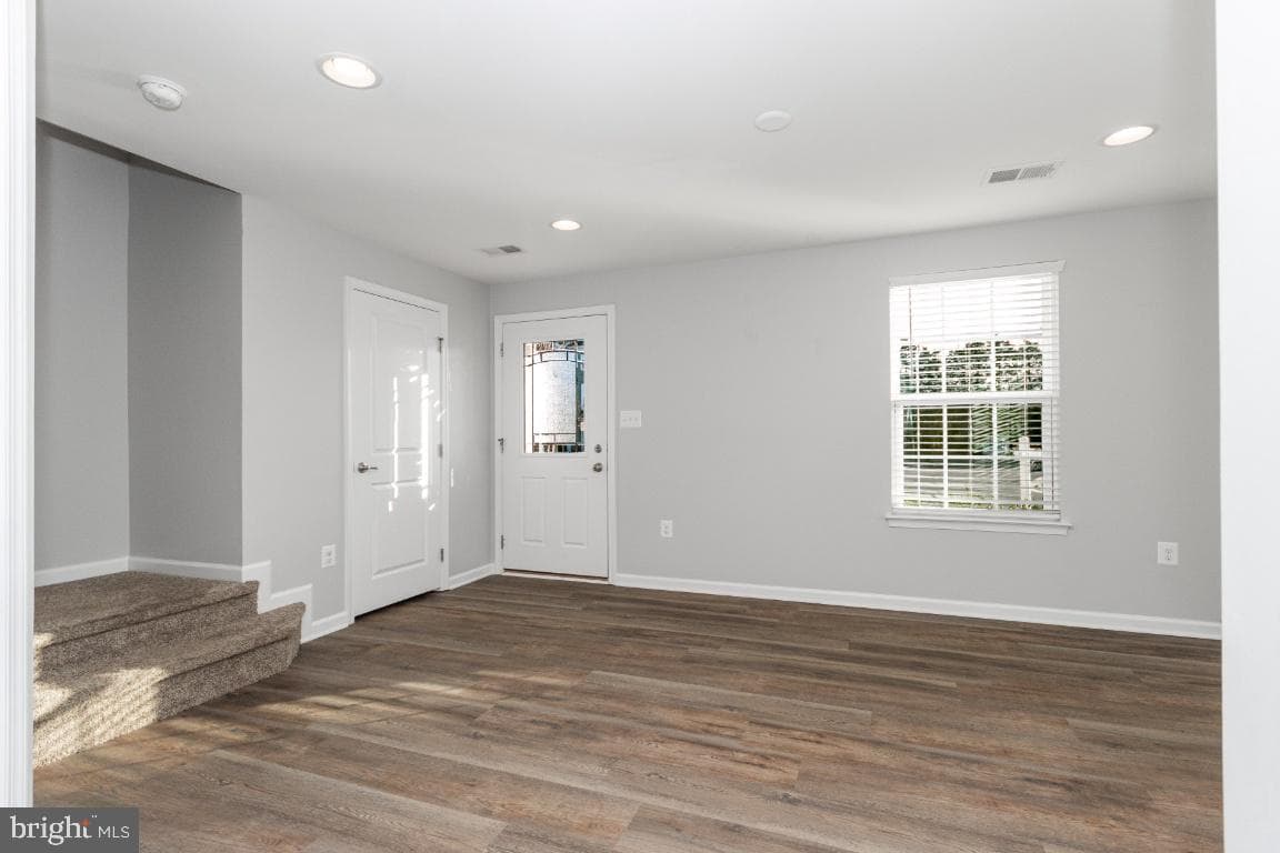 3009 Revere Street photo 4