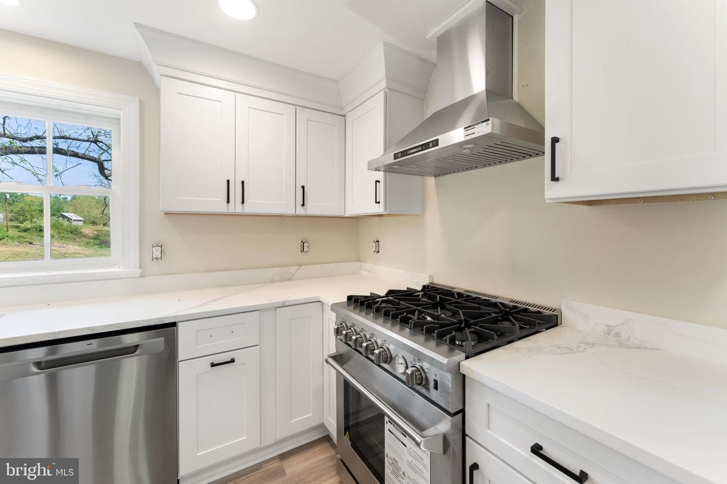 11066 Moreland Road photo 33