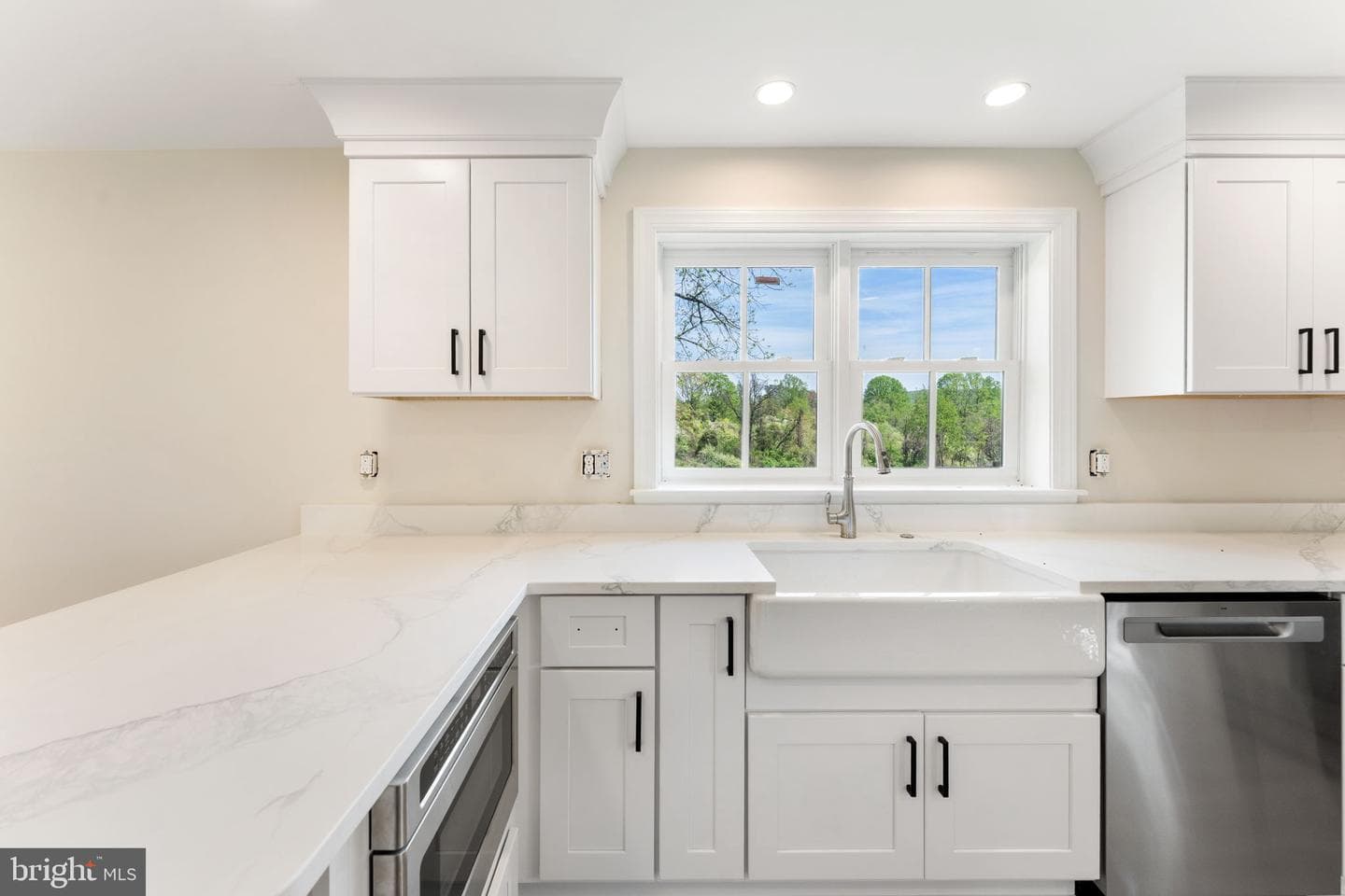 11066 Moreland Road photo 35