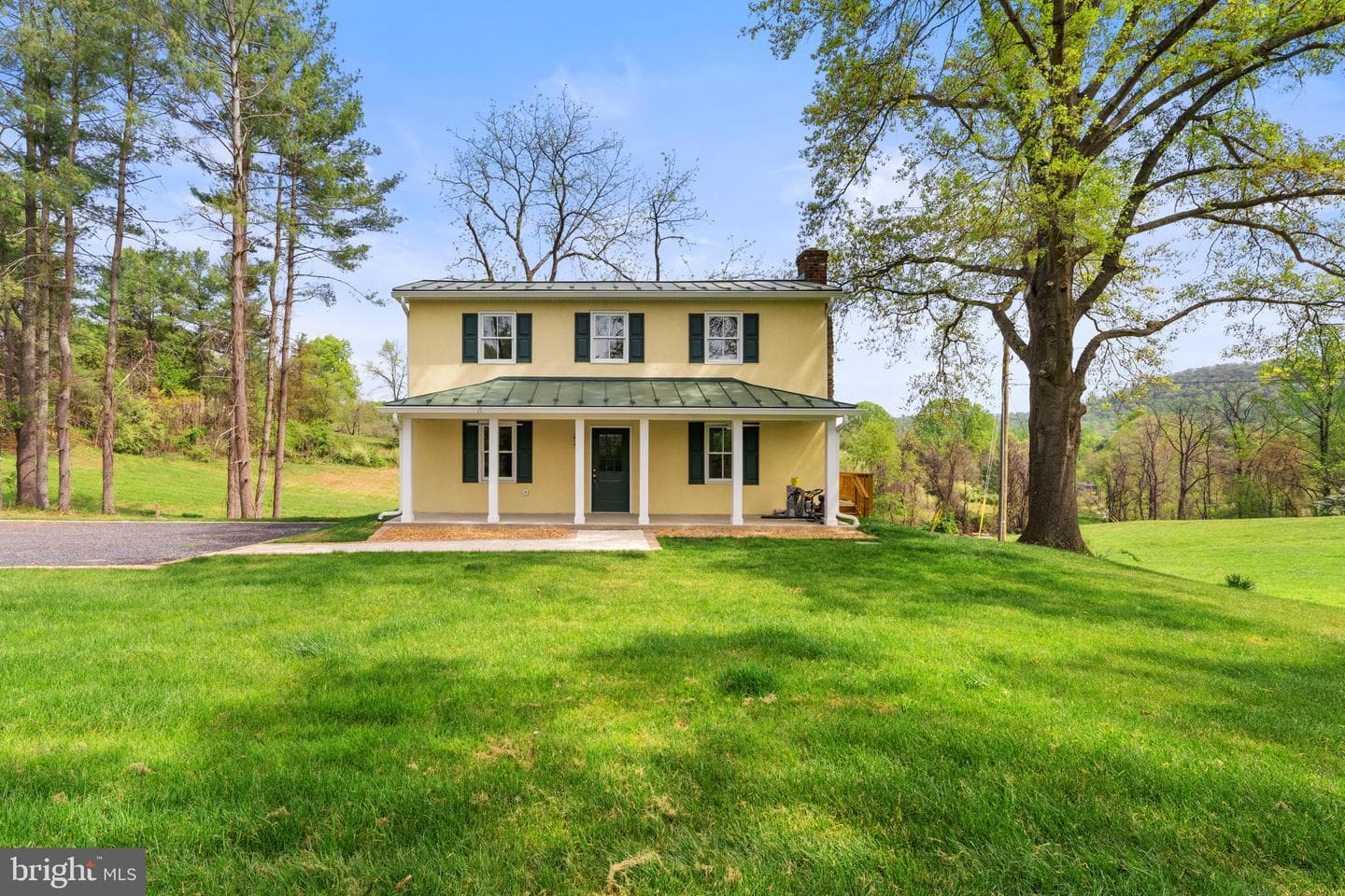 11066 Moreland Road photo 4