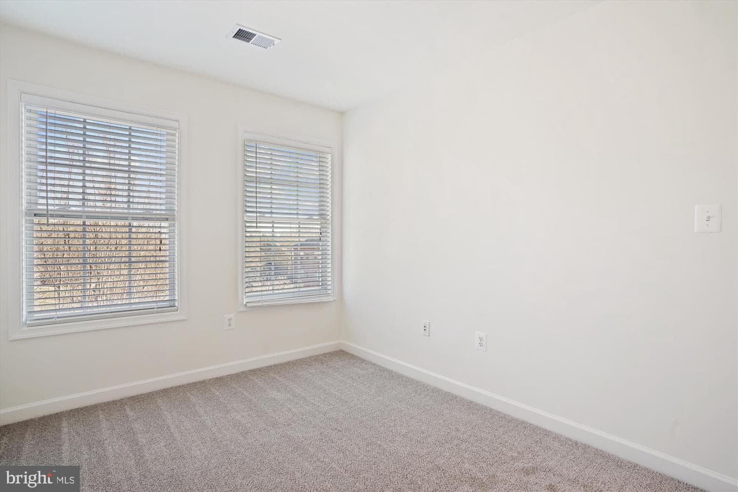 796 Col Edmonds Court photo 25