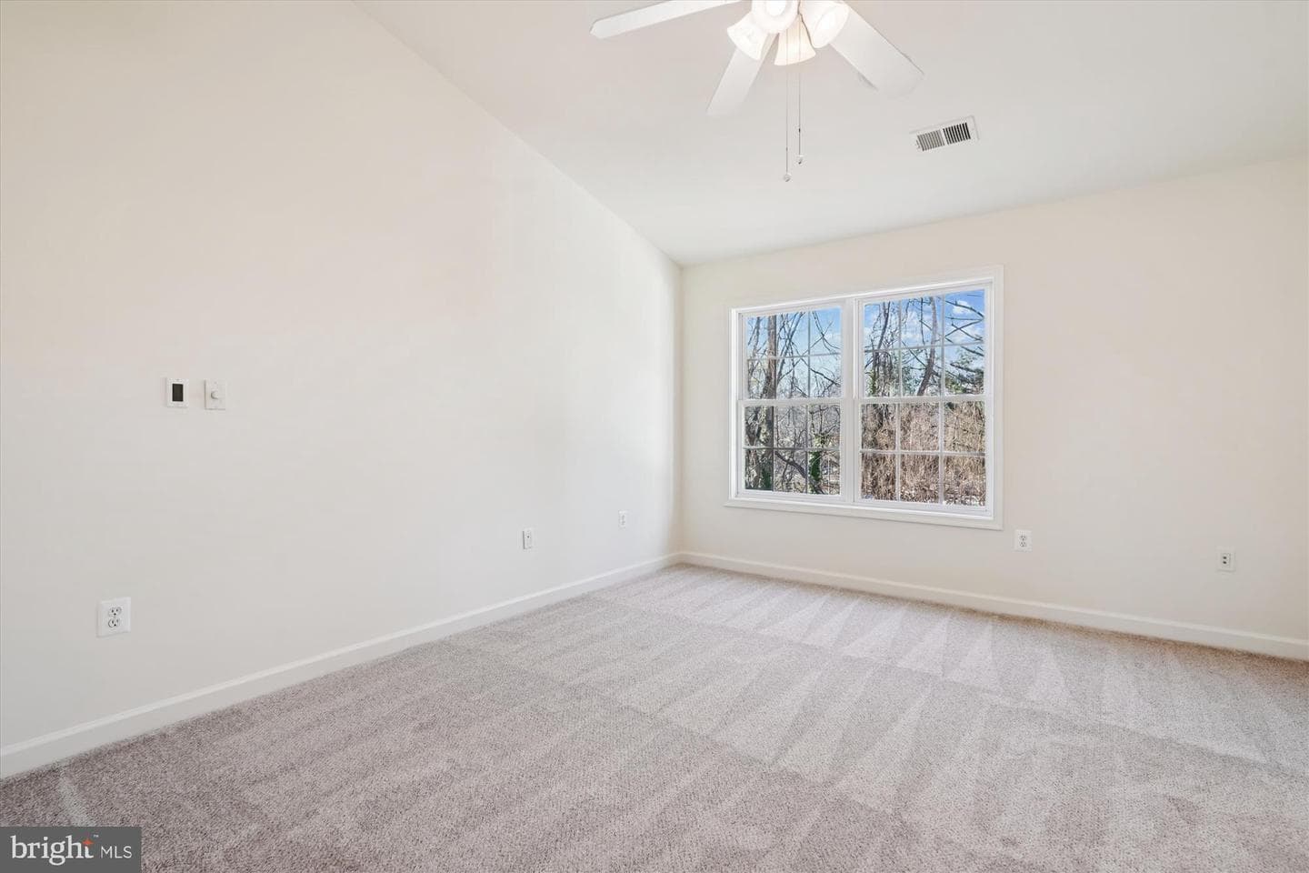 796 Col Edmonds Court photo 33