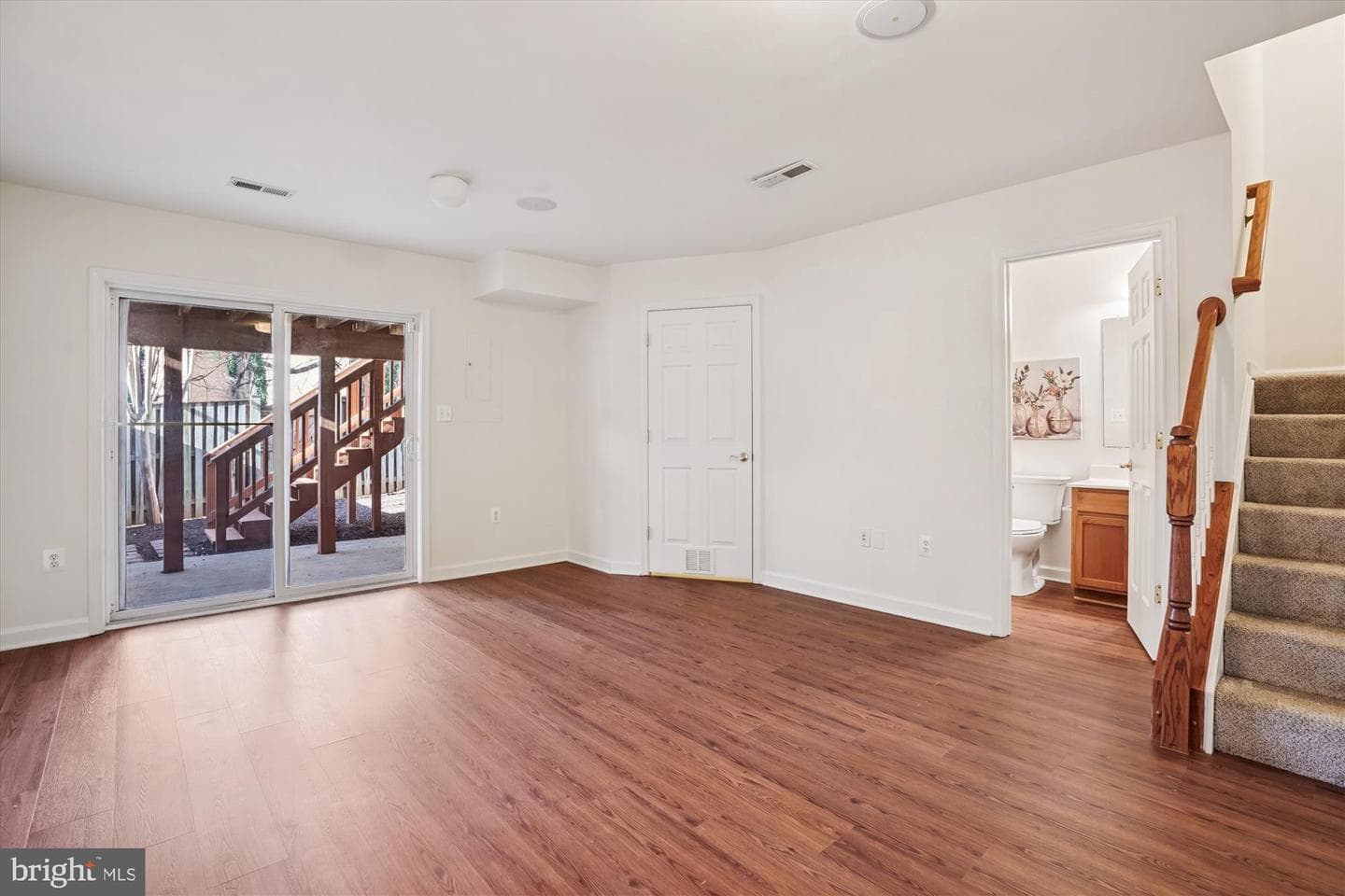 796 Col Edmonds Court photo 41