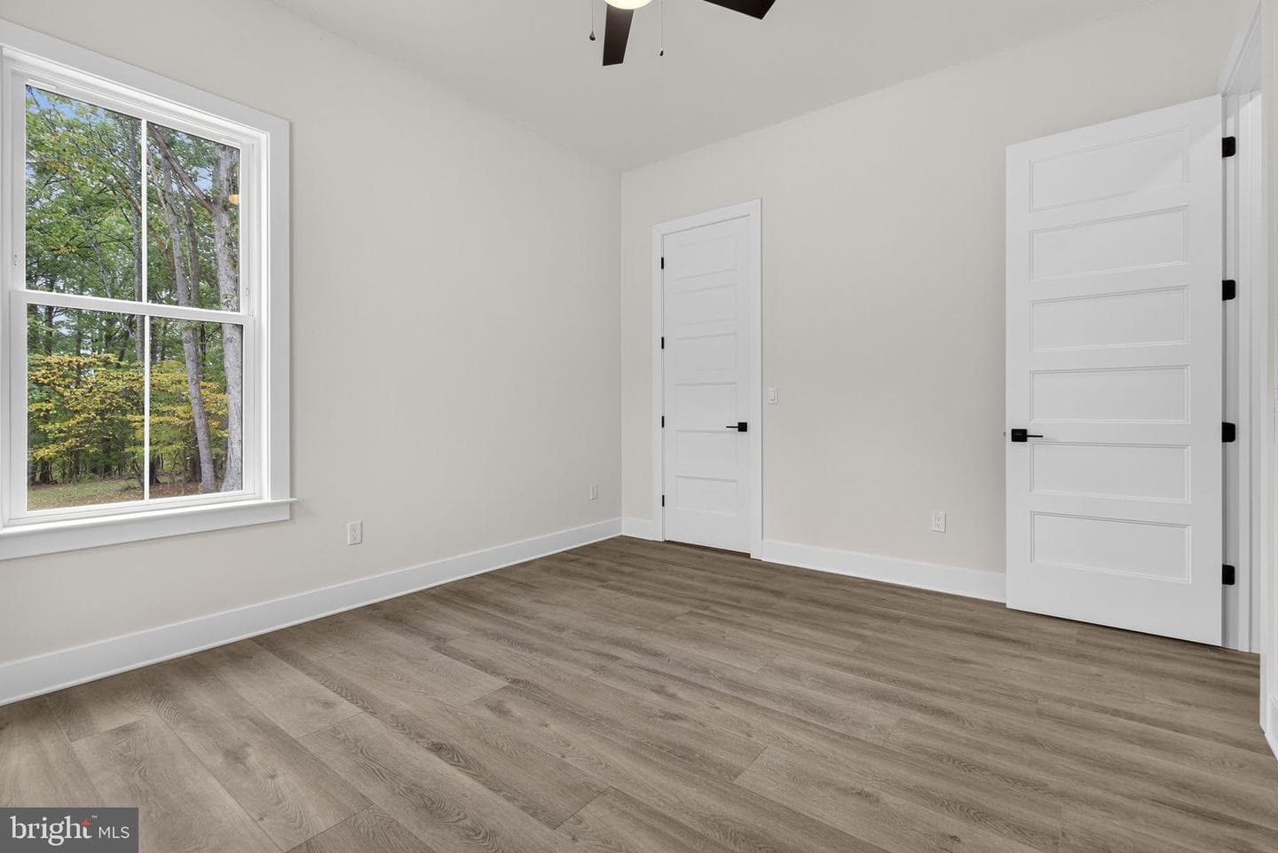5355 Hillside Dr photo 27
