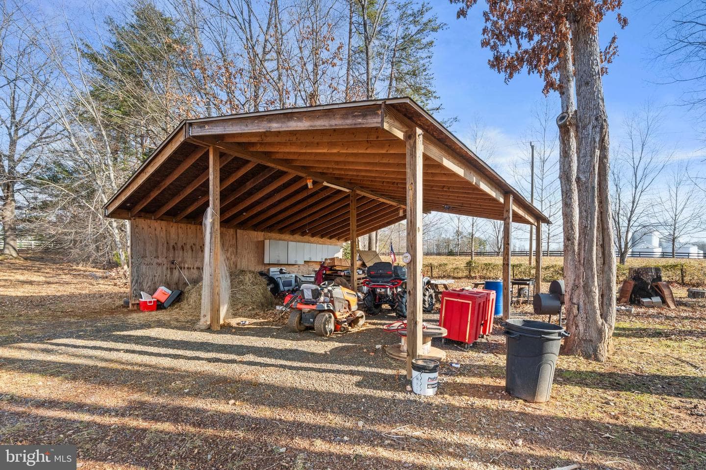 2057 Cottontail Lane photo 21