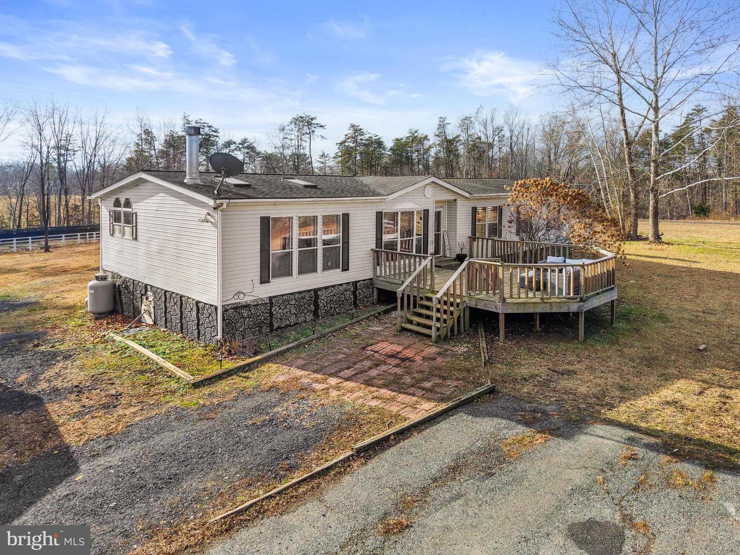 2057 Cottontail Lane photo 3