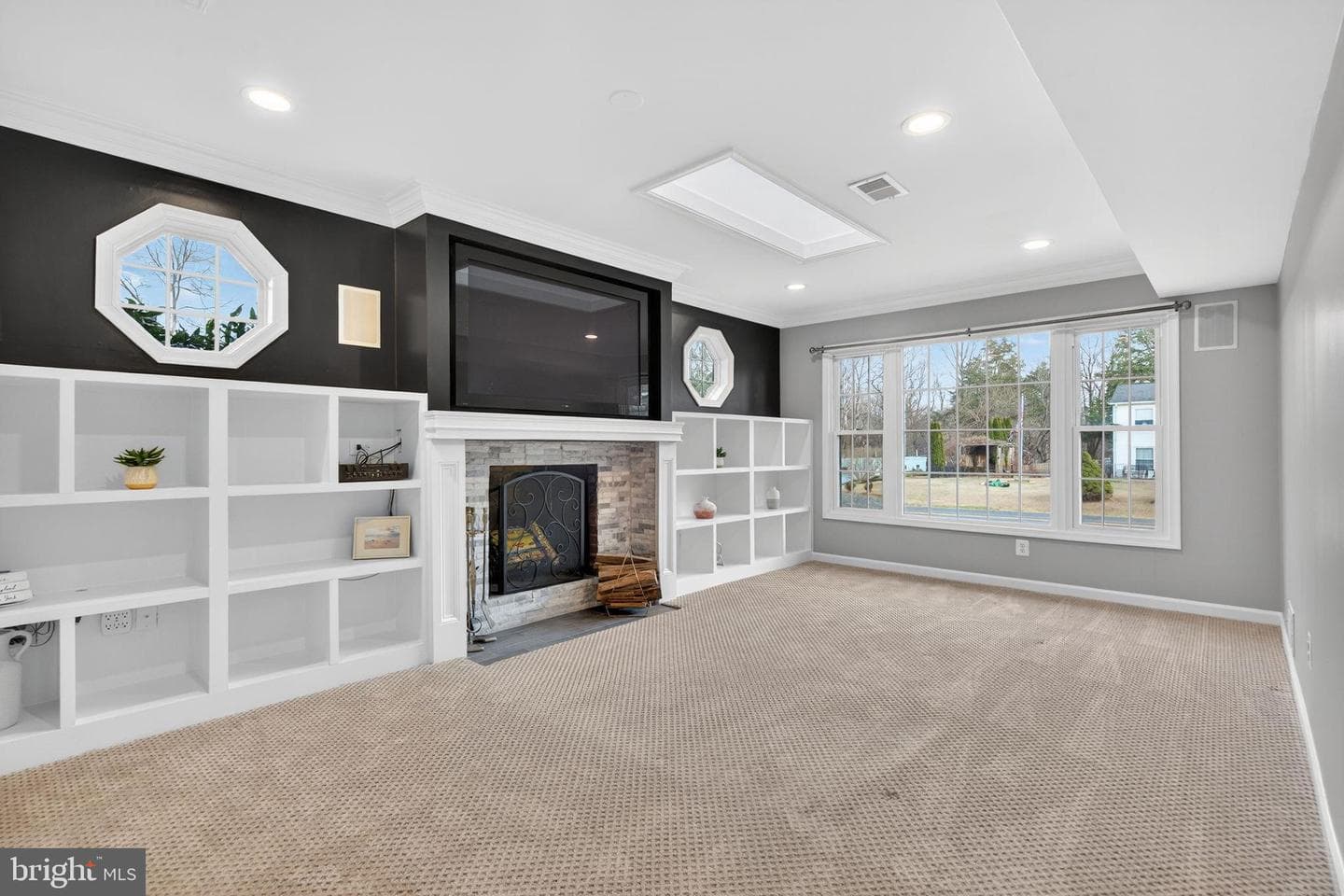 6389 Lancaster Drive photo 24