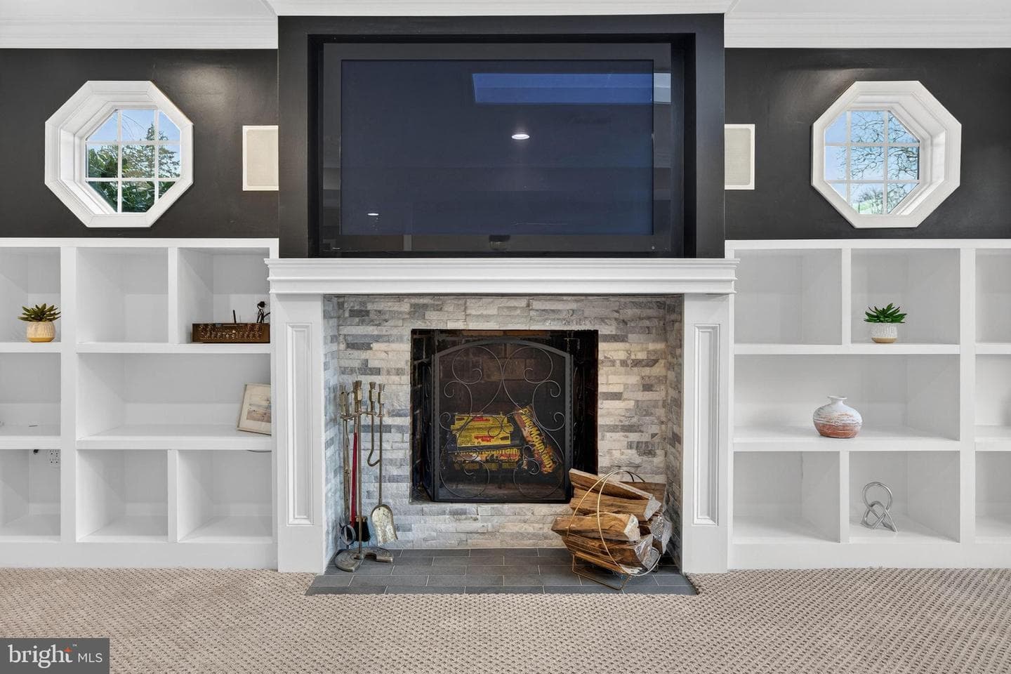 6389 Lancaster Drive photo 25