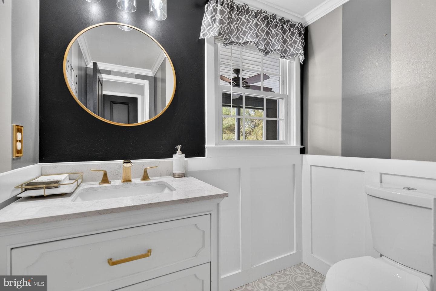 6389 Lancaster Drive photo 30