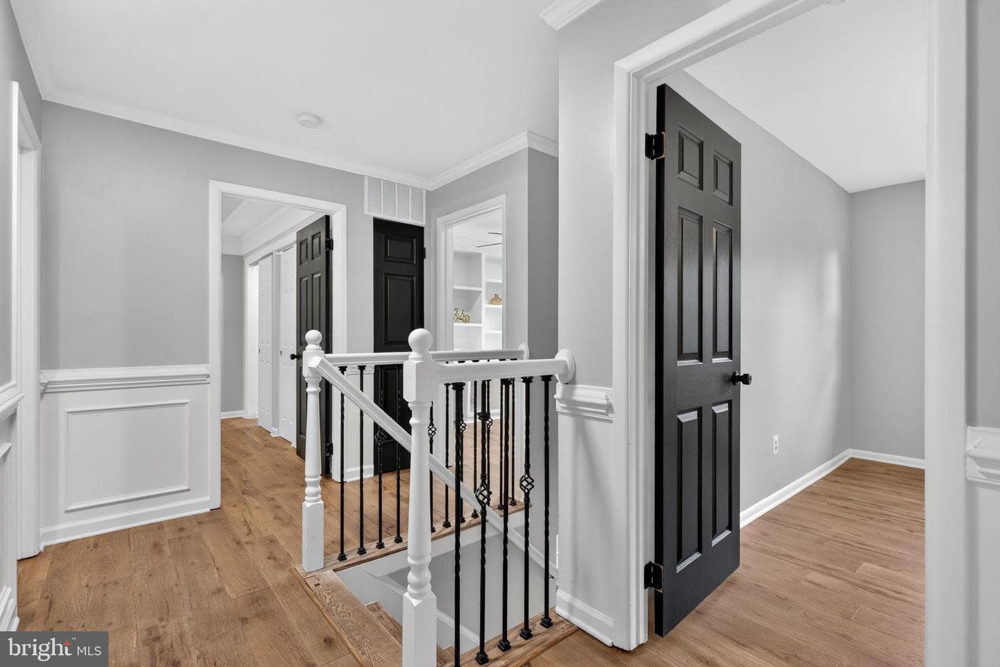 6389 Lancaster Drive photo 37