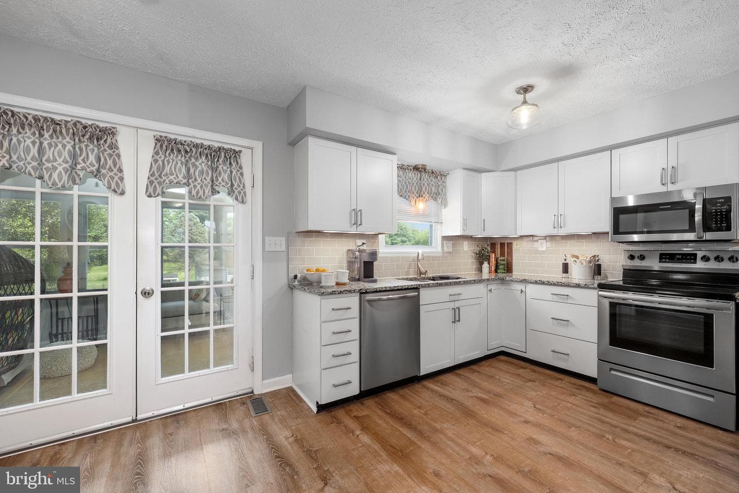 9235 Lees Ridge Road photo 15