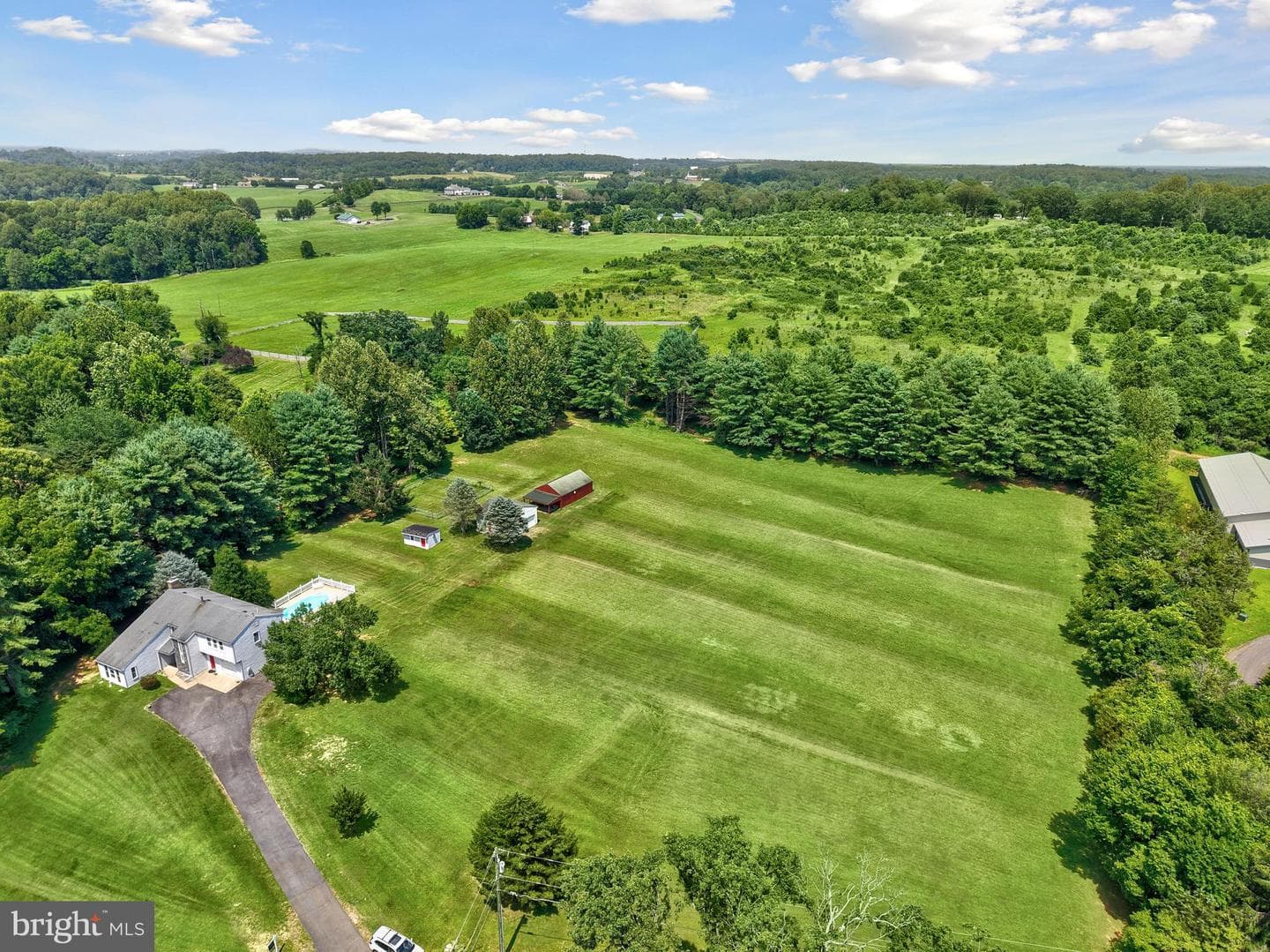 9235 Lees Ridge Road photo 35