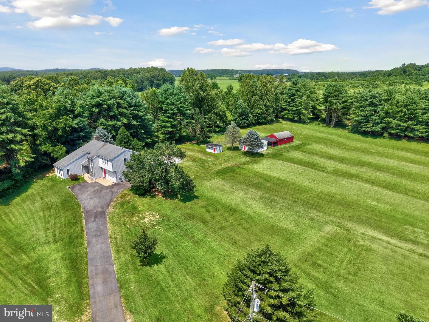 9235 Lees Ridge Road photo 36