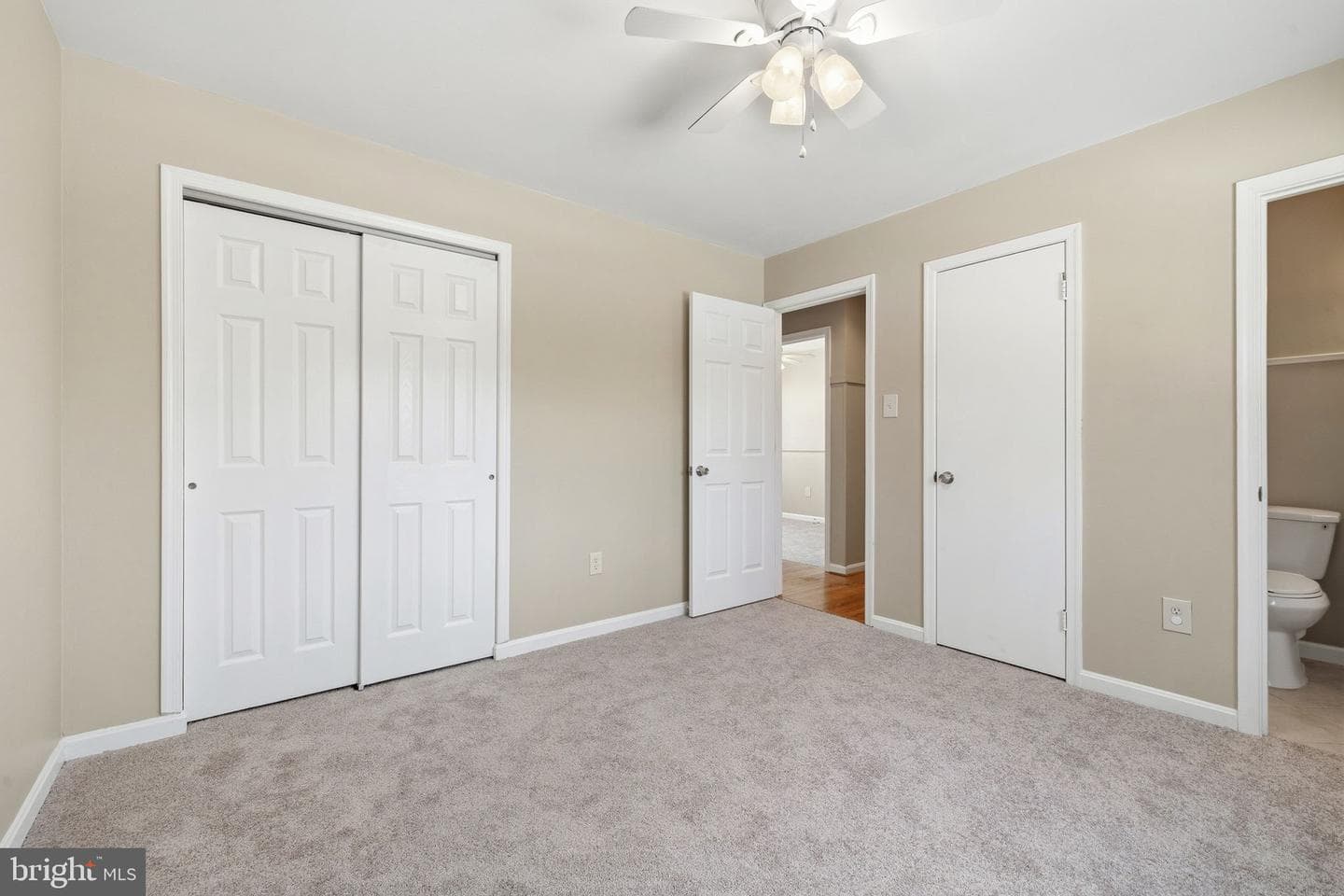 5666 Red Maple Court photo 15