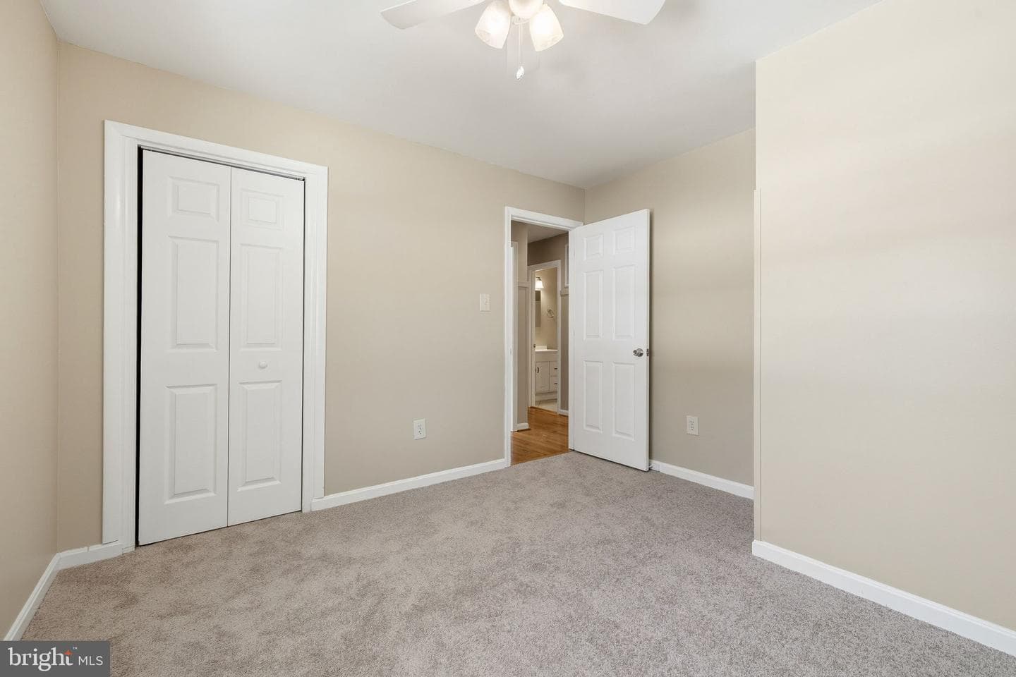 5666 Red Maple Court photo 19