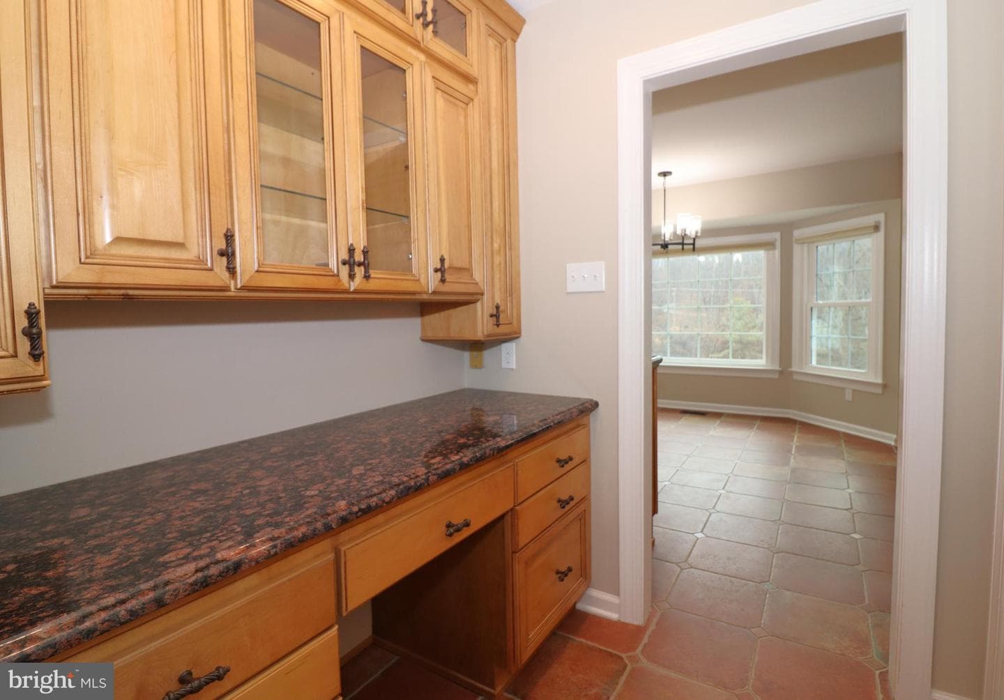 6885 Walnut Heights Drive photo 16