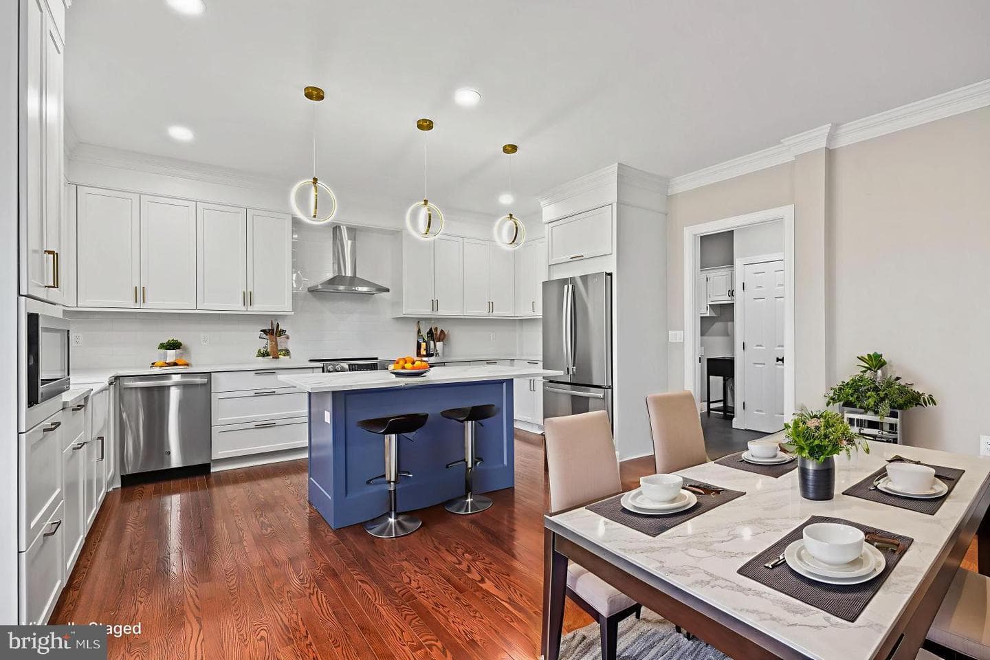 5393 Merry Oaks photo 3