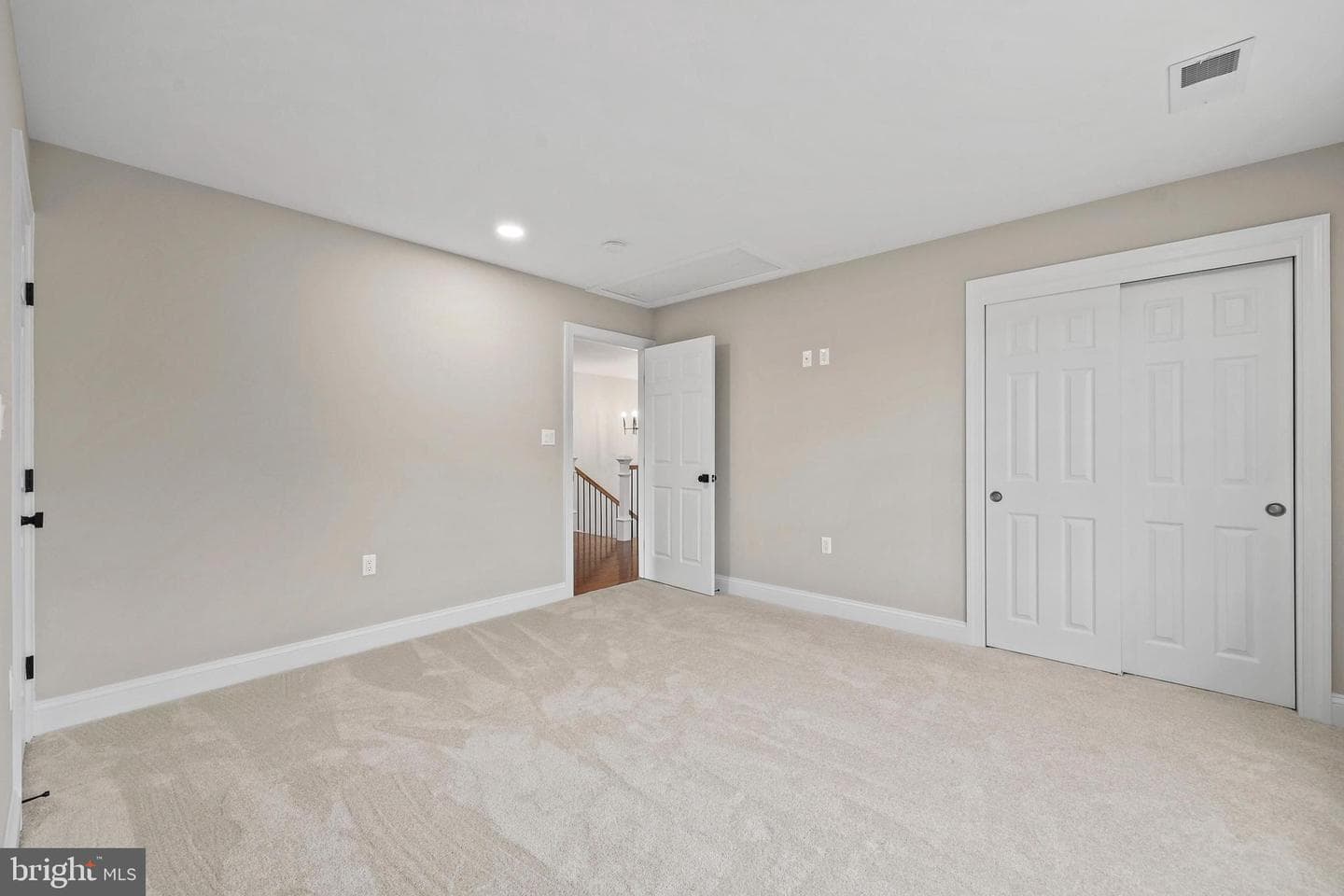 5393 Merry Oaks photo 36