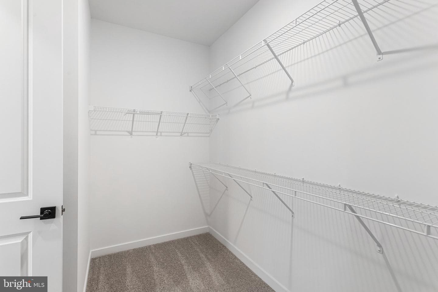 2079 Springvale Drive photo 23