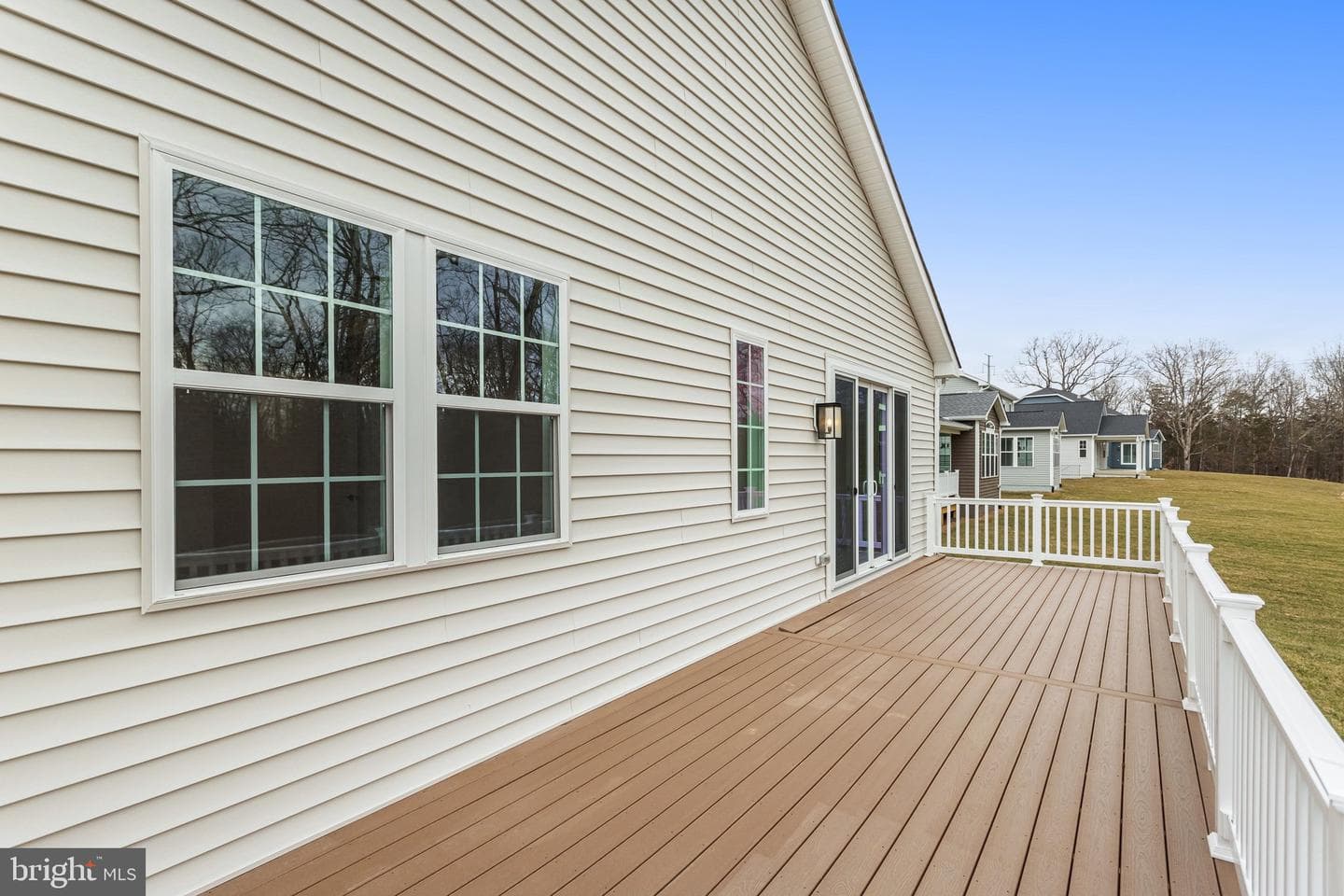 2079 Springvale Drive photo 34