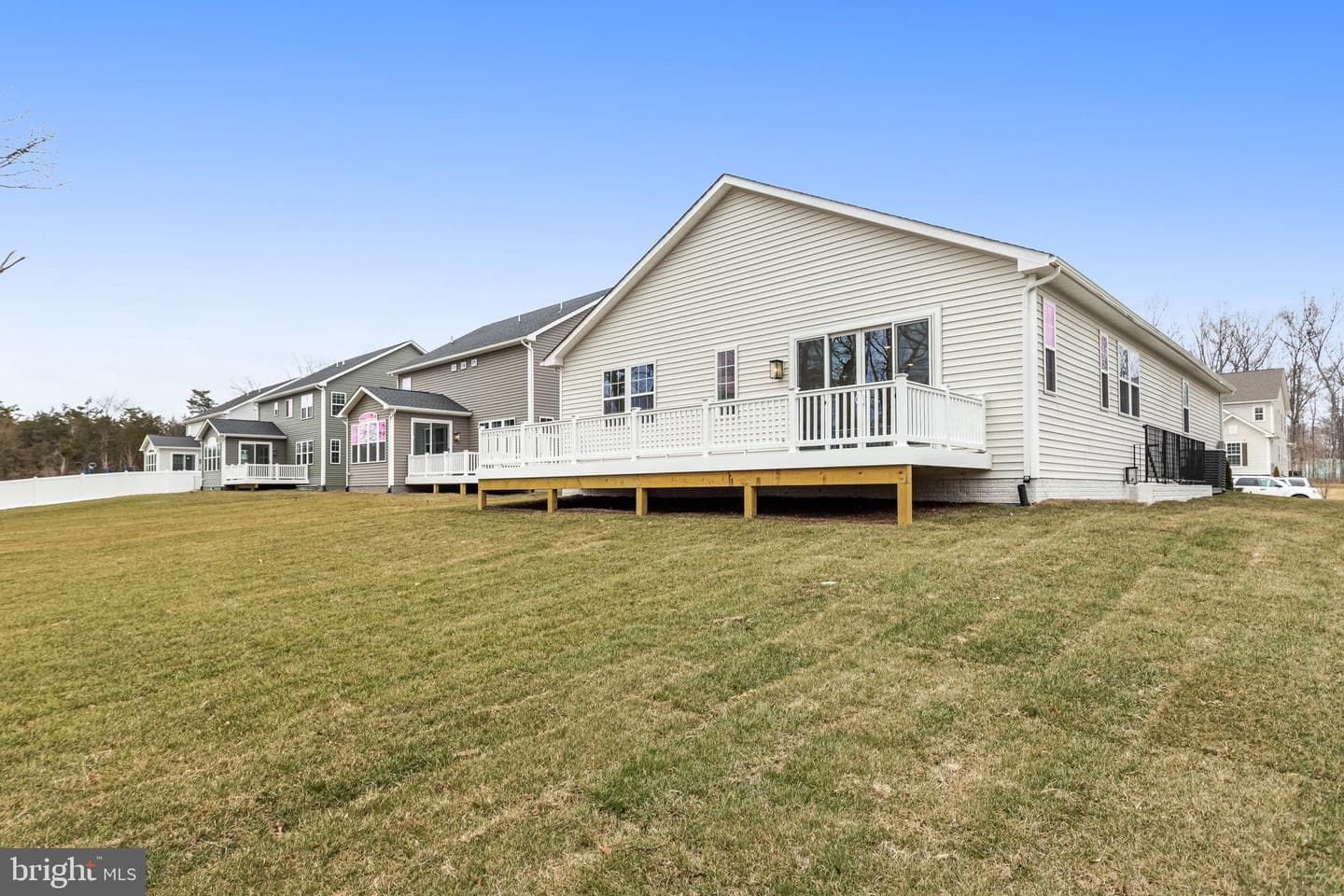 2079 Springvale Drive photo 36