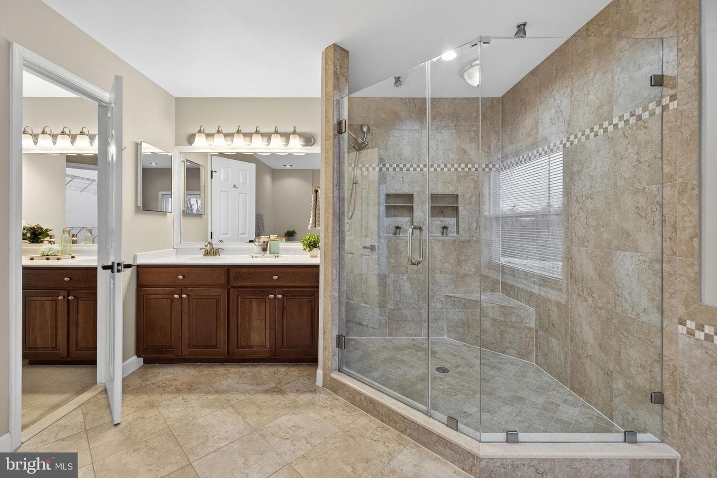 7243 Windsor Court photo 64