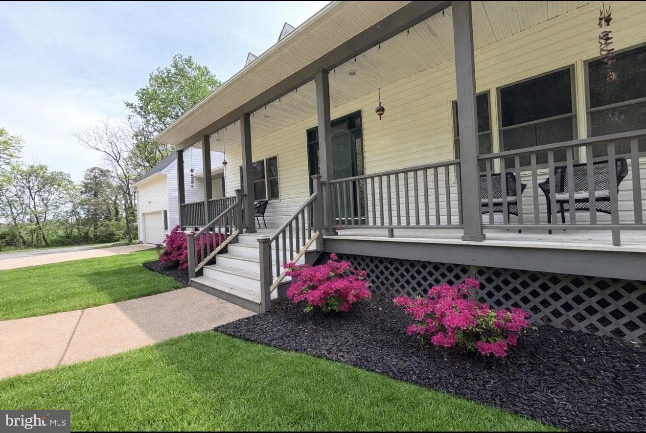 6226 Liberty Road photo 2