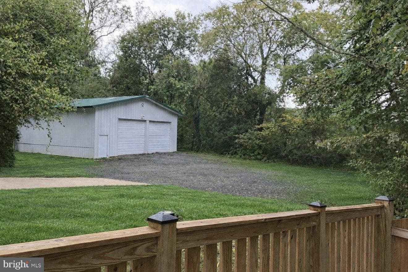 6226 Liberty Road photo 3