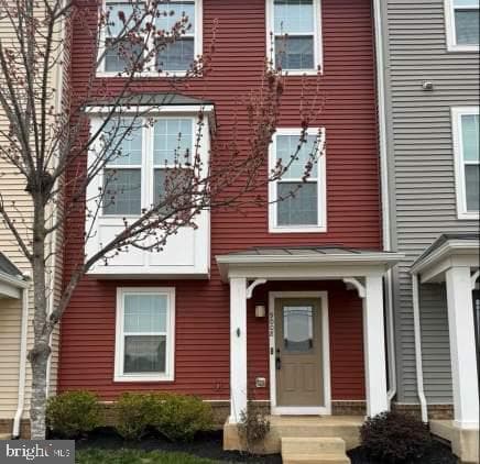 9008 Randolph Circle photo 2