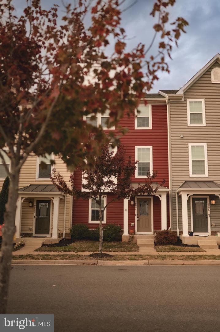 9008 Randolph Circle photo 3