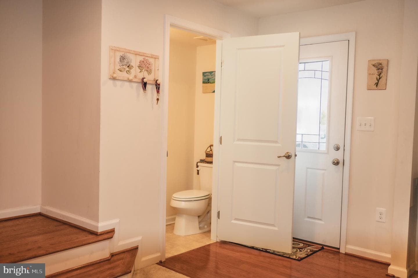 9008 Randolph Circle photo 5