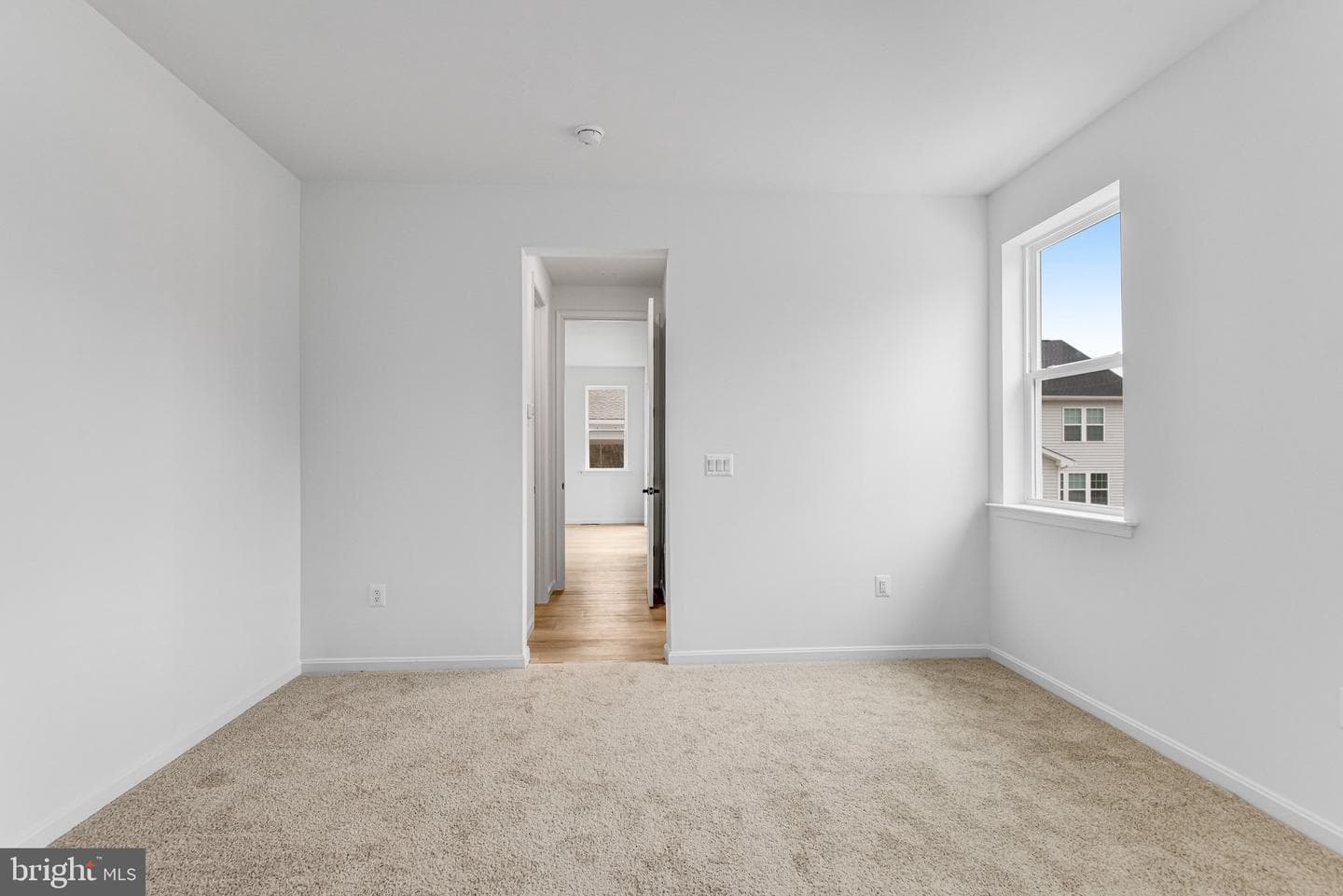 1079 Winter Place photo 23
